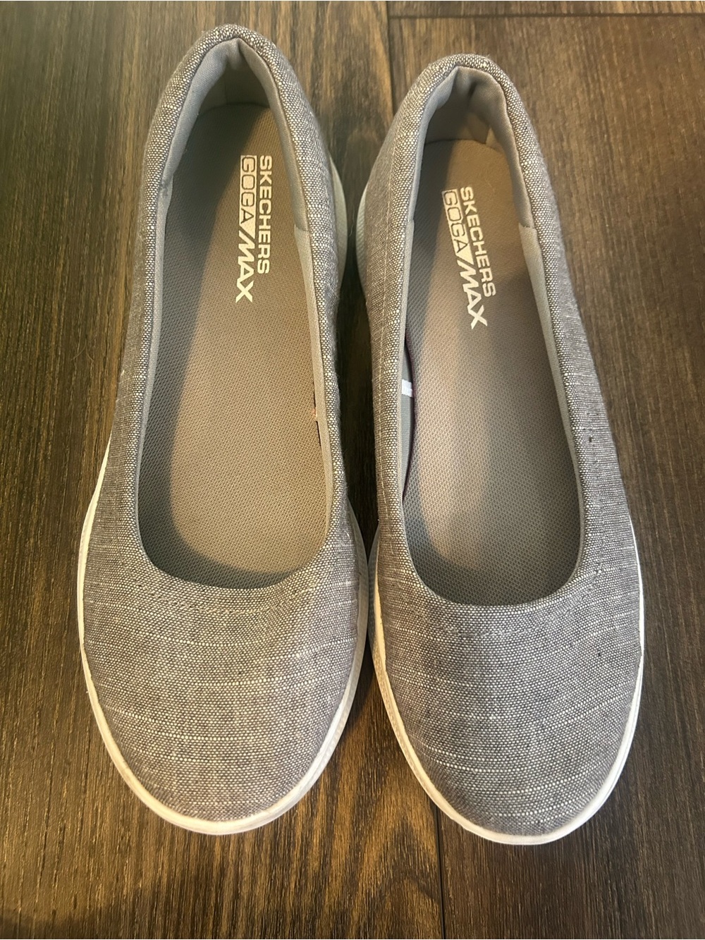 Skechers Gray Slip-On Ballet Flats with Goga Max Insole
